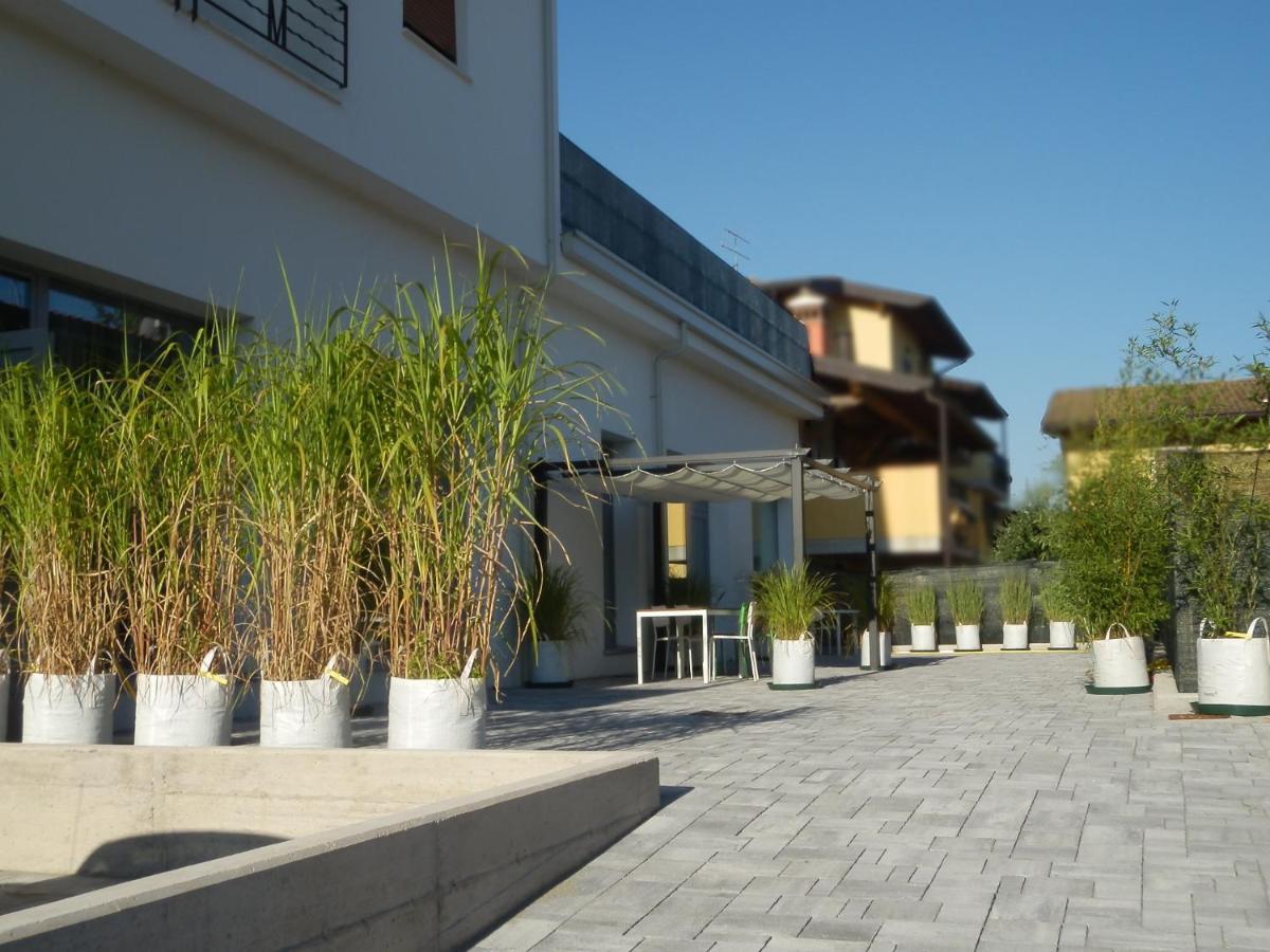 Bb Sharingloft Sirmione住宿加早餐旅馆 外观 照片